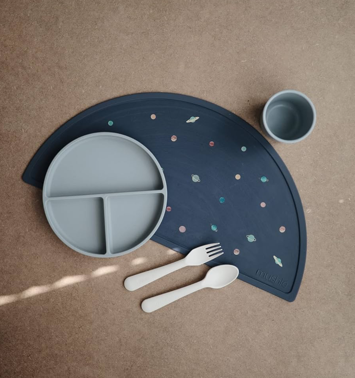 MUSHIE podkładka na stół PLANETY - obrazek 2