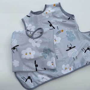 Fartuszek bez rękawów OWIECZKA